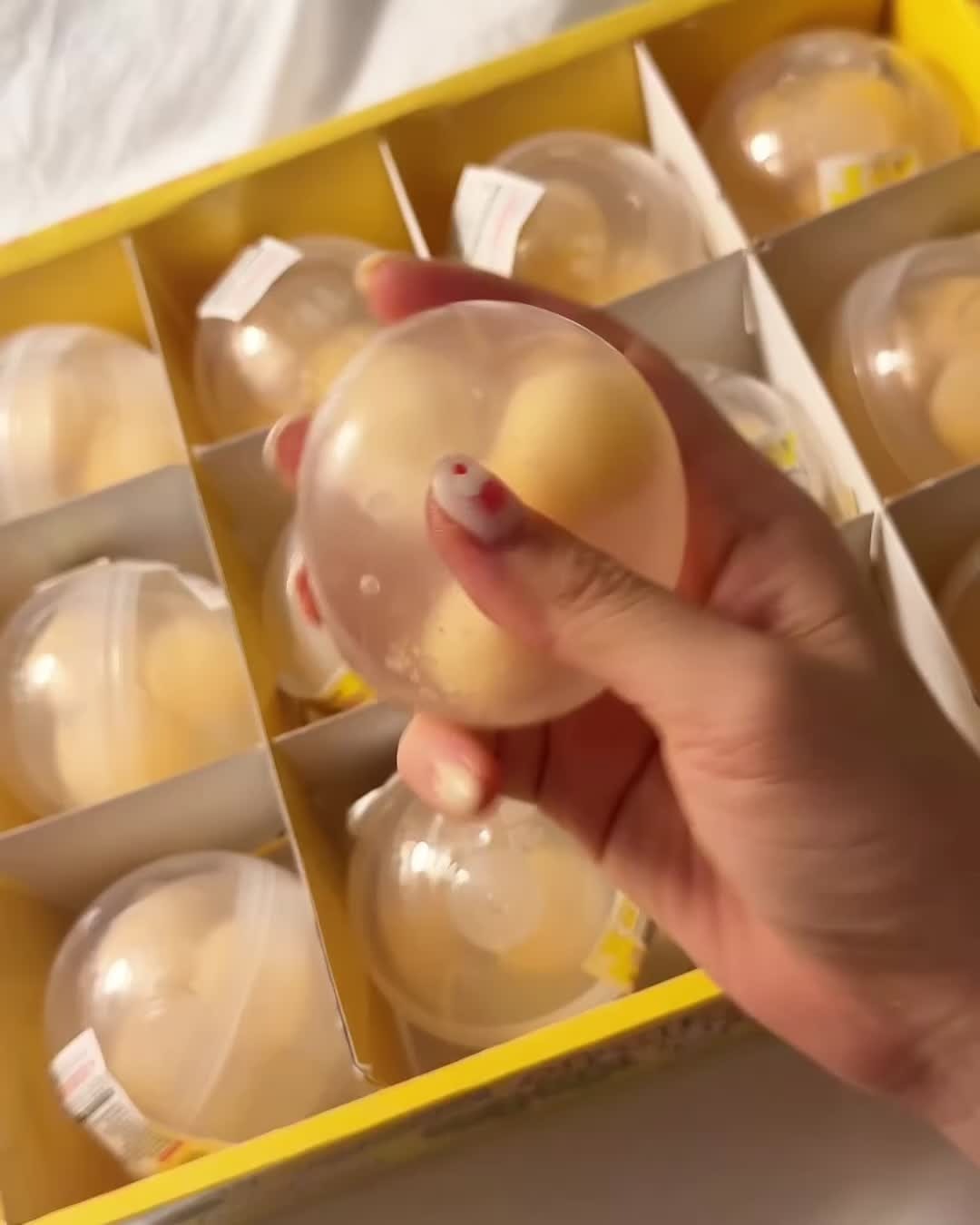 Triple Egg Wax Cracking Squishy