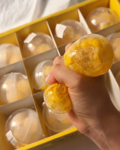 Triple Egg Wax Cracking Squishy