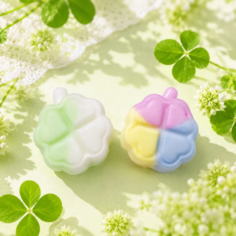 Lucky Clover Wax Cracking Squishy