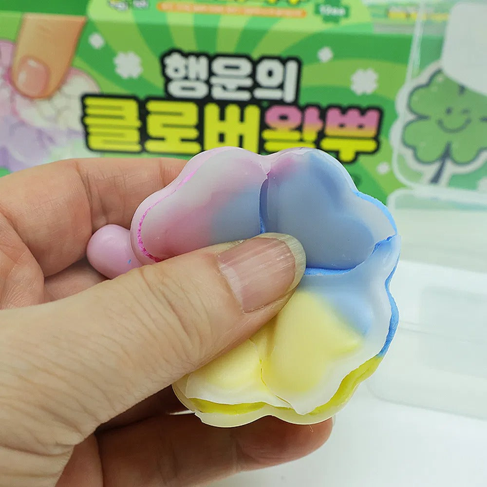 Lucky Clover Wax Cracking Squishy
