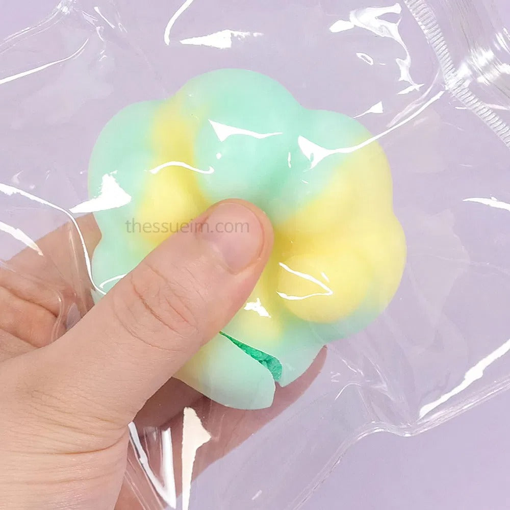 Kitty Paw Wax Cracking Squishy